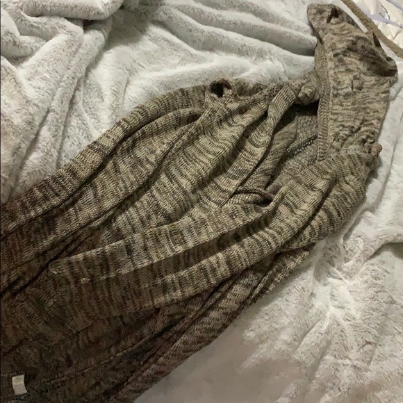 Live and Let Live long Cardi - Picture 2 of 3